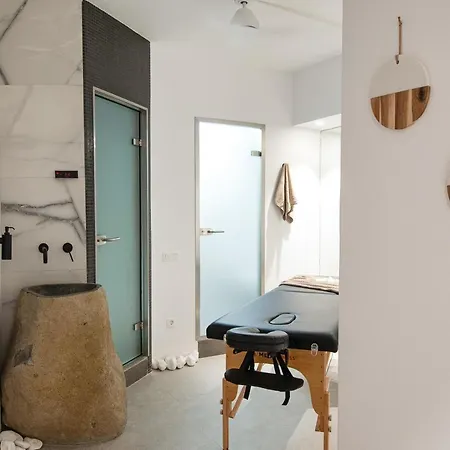Hotel Altera Pars Mesariá