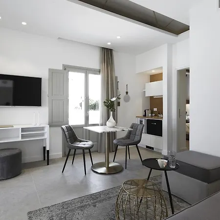 Hotel Altera Pars